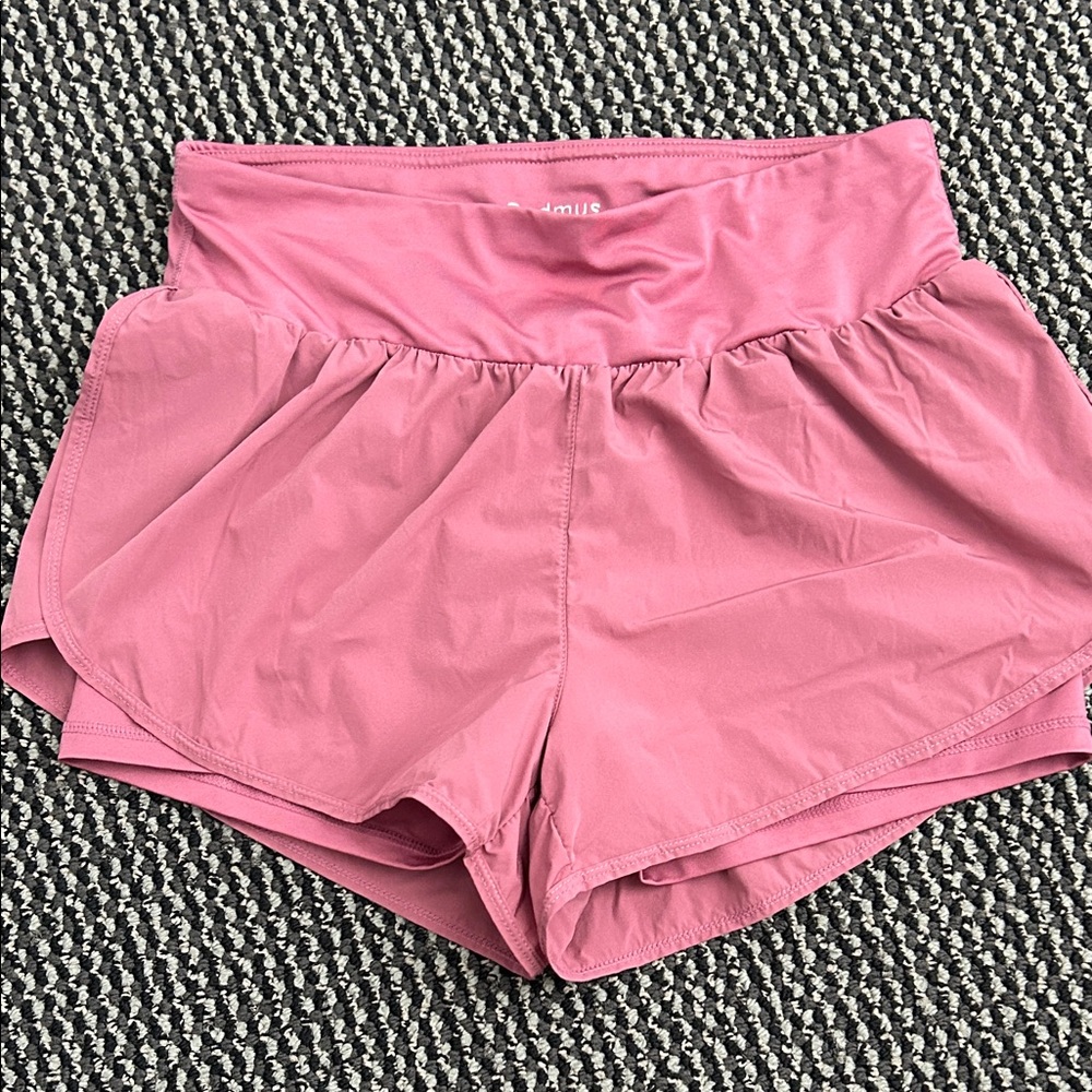 Cadmus athletic shorts 🖤